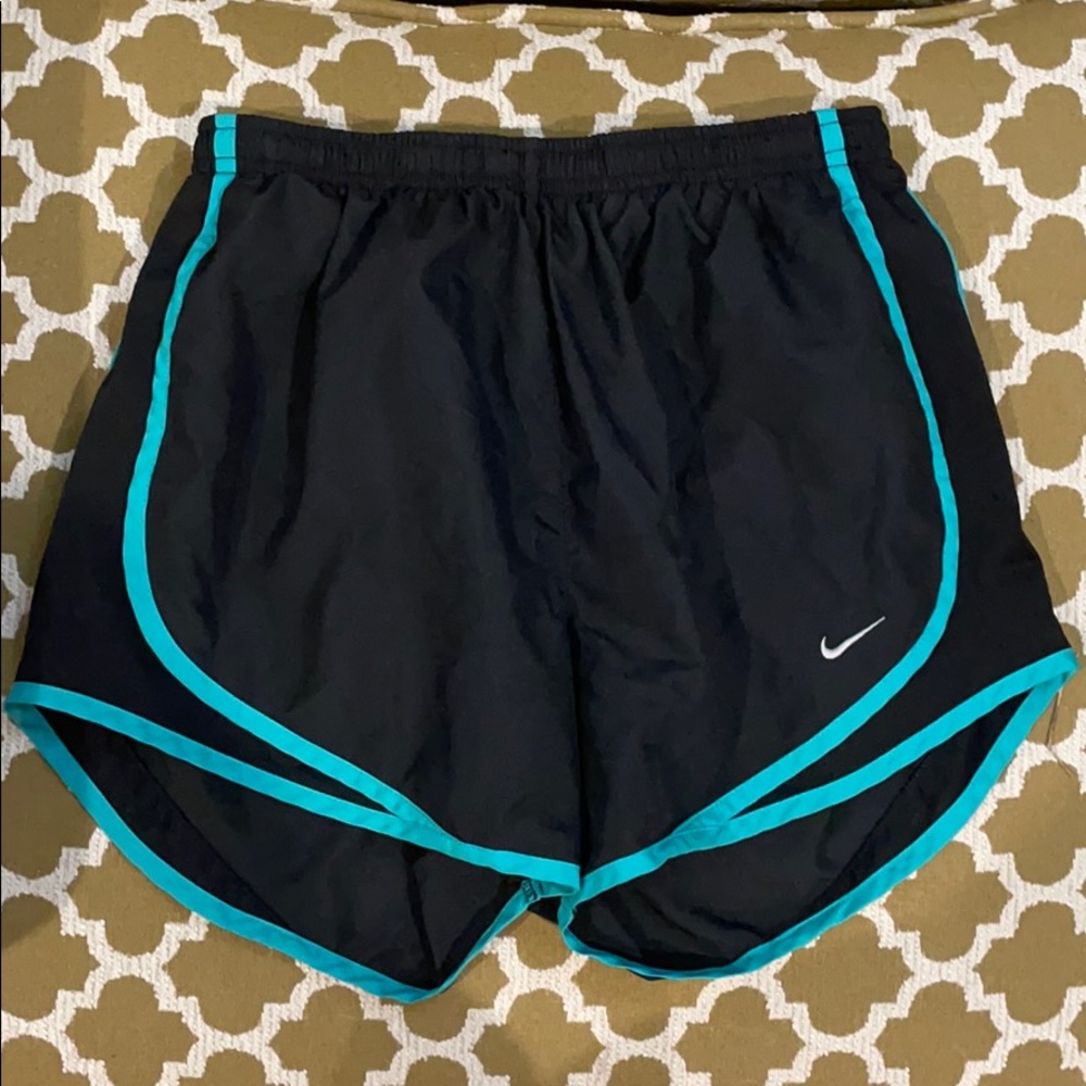 Nike tempo athletic shorts